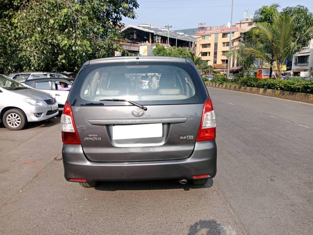 https://images10.gaadi.com/usedcar_image/4135901/original/processed_3c0b6ab7c7707cb5fc3f8416f0fd2caf.jpg?imwidth=6401