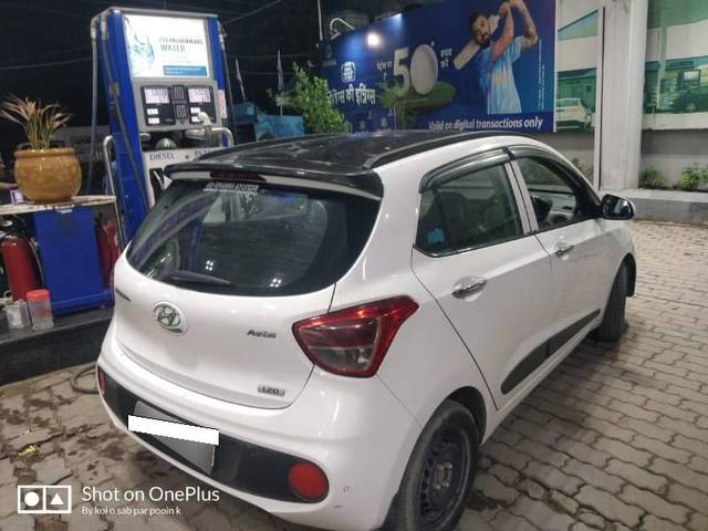 https://images10.gaadi.com/usedcar_image/4136691/original/processed_ceaceb08-81b0-4662-89e3-99119637700d.jpg?imwidth=6402