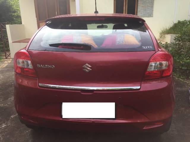 https://images10.gaadi.com/usedcar_image/4136826/original/processed_e3256279-48c0-40a3-a8c8-eb5566950b82.jpg?imwidth=6400