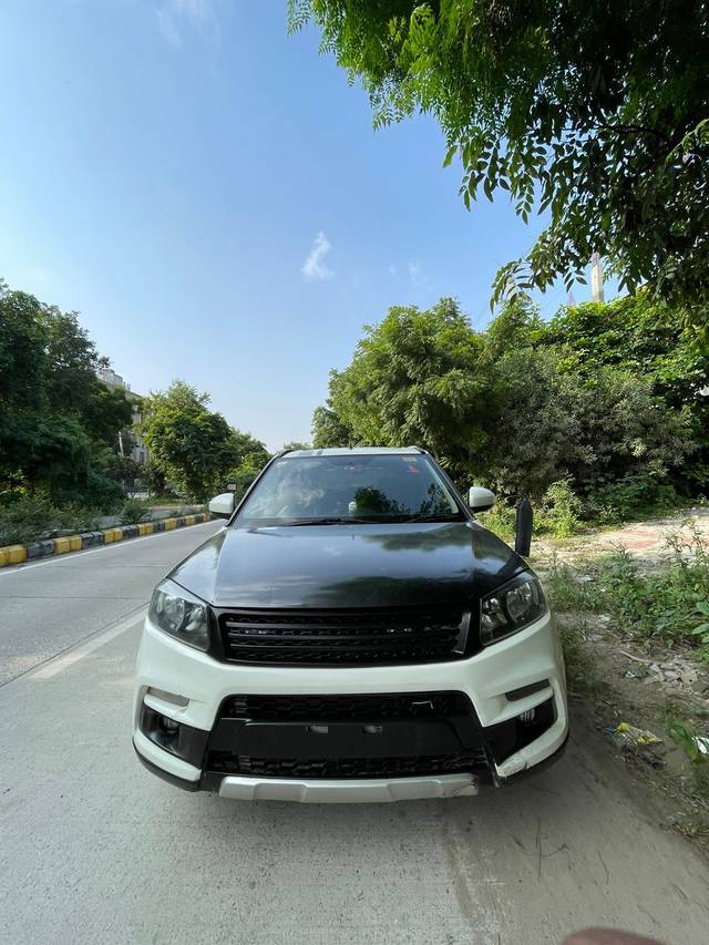 https://images10.gaadi.com/usedcar_image/4136929/original/38c0f5c2bfad298da729b368c7eb29d1.jpg?imwidth=6402