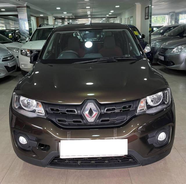 https://images10.gaadi.com/usedcar_image/4136989/original/processed_4c0620cbd8a21914be74055daa68a6f0.jpg?imwidth=6400