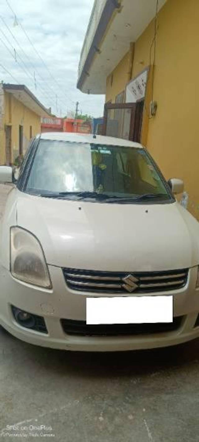 https://images10.gaadi.com/usedcar_image/4137112/original/processed_1946cfff-7b57-4a1a-9faa-01b736226014.jpg?imwidth=6400