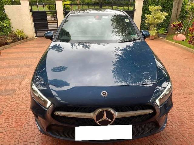 https://images10.gaadi.com/usedcar_image/4137143/original/processed_8404a289-abfc-43cd-be54-a5133870ad3a.jpeg?imwidth=6400