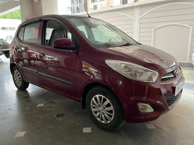 https://images10.gaadi.com/usedcar_image/4137221/original/processed_9553d60ca1f4f02648658ef253e61197.jpg?imwidth=6400