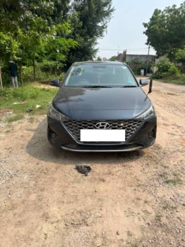 https://images10.gaadi.com/usedcar_image/4137435/original/processed_555ddc9b-ccd4-4270-9e10-e7dd9d06d357.jpg?imwidth=6400