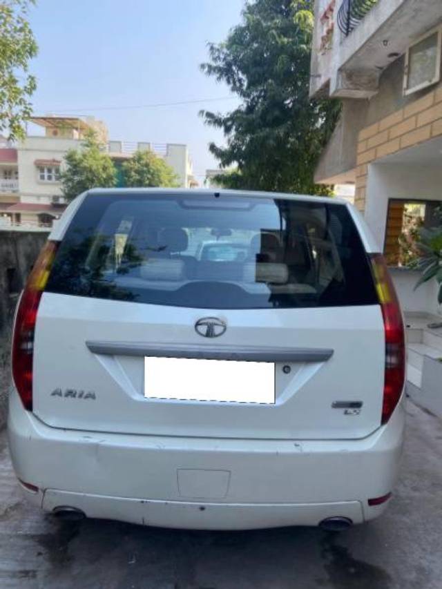 https://images10.gaadi.com/usedcar_image/4137684/original/processed_9d3a3cd4-5c7b-4727-9a84-c874c2c98b2e.jpeg?imwidth=6401