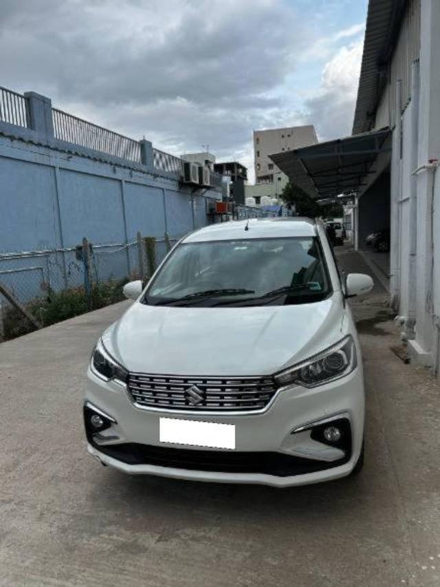 https://images10.gaadi.com/usedcar_image/4137693/original/processed_36d98962-950a-49da-a9fb-96df0cef1330.jpg?imwidth=6402