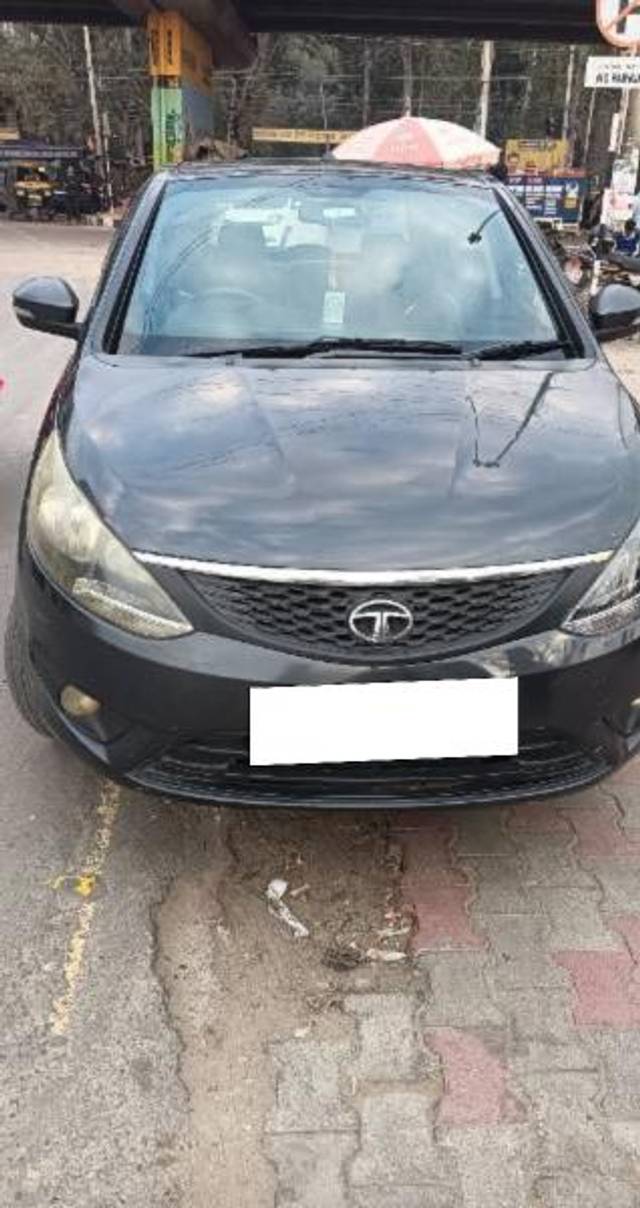 https://images10.gaadi.com/usedcar_image/4137763/original/processed_4fa84d28-4814-413d-b4e8-815ec28a59c4.jpg?imwidth=6401