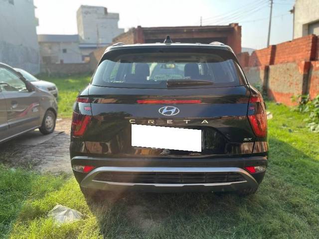 https://images10.gaadi.com/usedcar_image/4137778/original/processed_0a548c3f-846c-4777-84c3-51428728801d.jpg?imwidth=6402