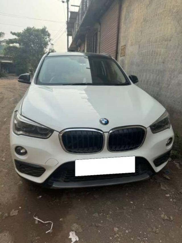 https://images10.gaadi.com/usedcar_image/4137883/original/processed_4d8b27a8-6f3b-430f-a35a-c08a2c03d939.jpeg?imwidth=6402