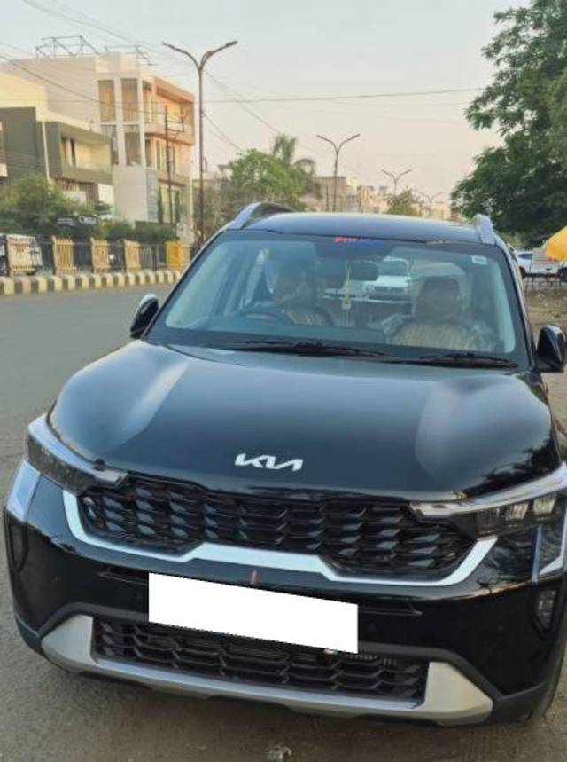 https://images10.gaadi.com/usedcar_image/4138134/original/processed_50e9939f-e8b8-4d97-928c-095f18323cc6.jpg?imwidth=6400