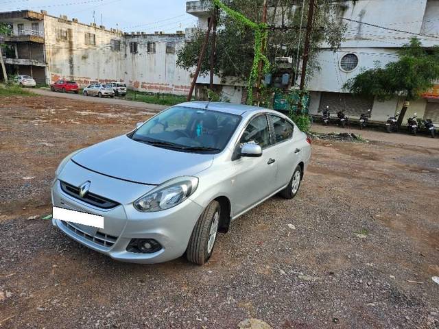 https://images10.gaadi.com/usedcar_image/4138151/original/processed_23cb33d4-68ae-43af-b5e7-4d2d7a3a4849.jpg?imwidth=6401