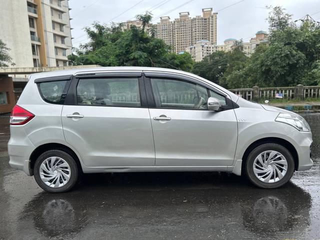 https://images10.gaadi.com/usedcar_image/4138776/original/processed_e7097900cb452ecd215a58b5449d9fc1.jpg?imwidth=6401