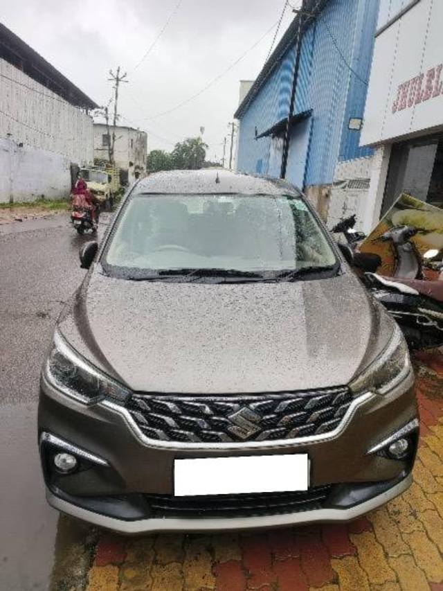 https://images10.gaadi.com/usedcar_image/4138876/original/processed_a3ad870a-f9fe-4a69-954f-bec2d401baf9.jpeg?imwidth=6400