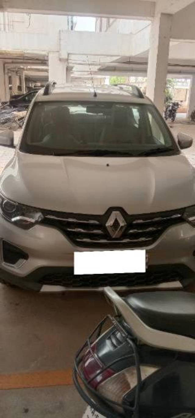 https://images10.gaadi.com/usedcar_image/4139081/original/processed_f33738a7-6361-4144-b06a-39f050aaea26.jpg?imwidth=6400