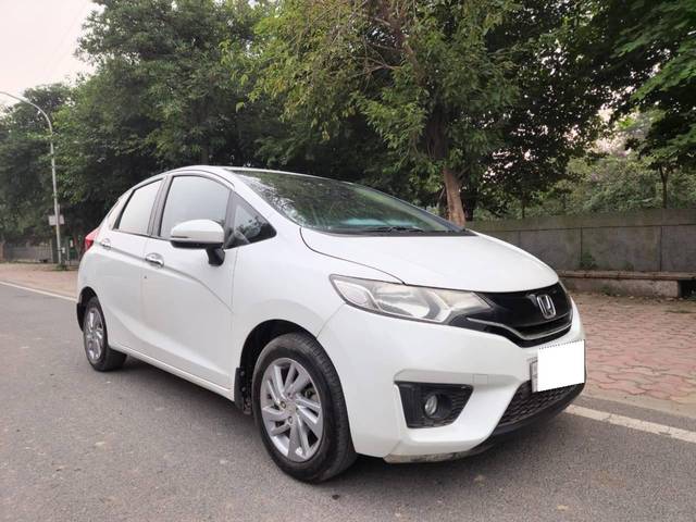 https://images10.gaadi.com/usedcar_image/4139271/original/processed_8063f00198b80ef937506d0f209b5675.jpg?imwidth=6400