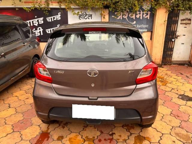 https://images10.gaadi.com/usedcar_image/4139333/original/processed_77ba970a-36fe-42ab-ac81-ad7c2059ff76.jpeg?imwidth=6401