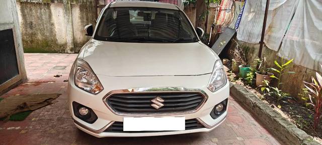 https://images10.gaadi.com/usedcar_image/4139431/original/processed_25e9d731-f296-44cb-aae8-501713872f00.jpg?imwidth=6400