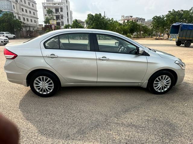 https://images10.gaadi.com/usedcar_image/4139480/original/5dace930425dad300e1b607f307b7ad3.jpg?imwidth=6401