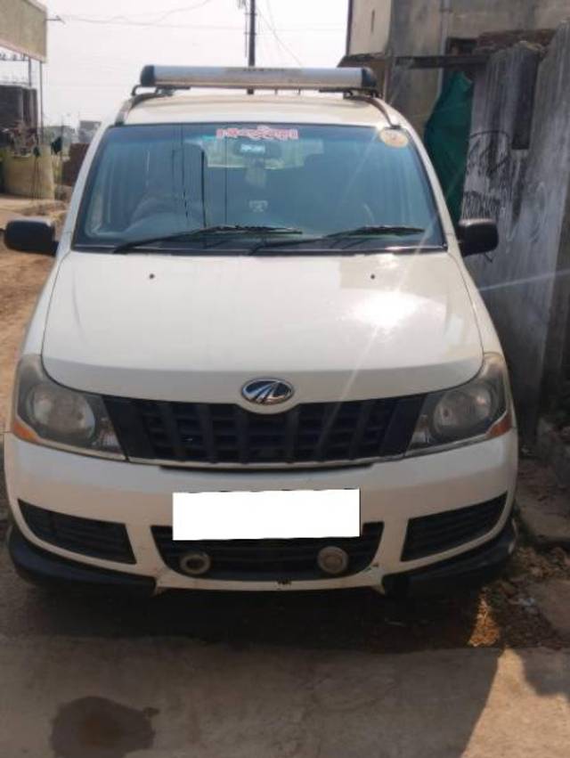 https://images10.gaadi.com/usedcar_image/4139696/original/processed_c71ad06f-fd30-42eb-bdda-80a60a33006b.jpg?imwidth=6401