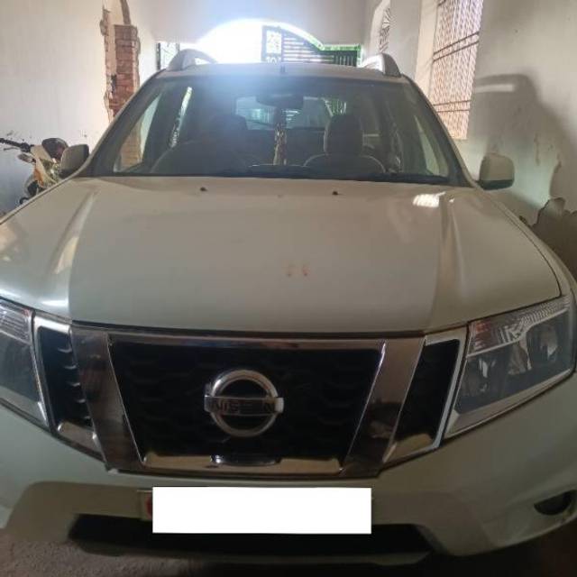 https://images10.gaadi.com/usedcar_image/4139732/original/processed_edc75a21-6252-4e45-8081-7078acd31dd9.jpg?imwidth=6401