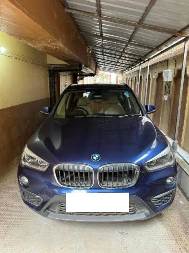 https://images10.gaadi.com/usedcar_image/4139917/original/processed_28498845-d88c-4ccd-b4e4-60561493cf23.jpeg?imwidth=6400