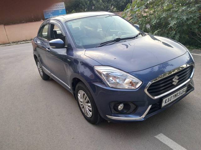 https://images10.gaadi.com/usedcar_image/4139921/original/processed_d6e5219409fa1efc2c5a00025d100547.jpg?imwidth=6400