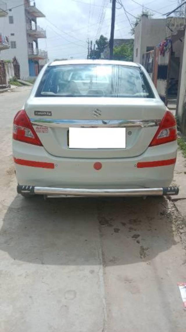 https://images10.gaadi.com/usedcar_image/4139994/original/processed_d9e02ba2-e7f8-422d-9bbf-5a622d22176d.jpg?imwidth=6401