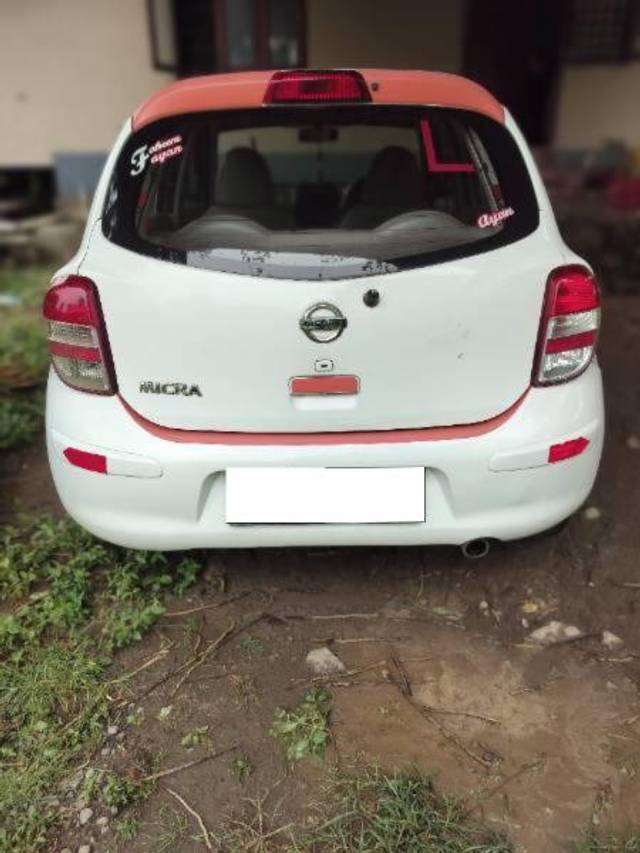 https://images10.gaadi.com/usedcar_image/4140168/original/processed_95f9ddbb-9c94-4a68-92f3-67f9ccbc671e.jpg?imwidth=6401