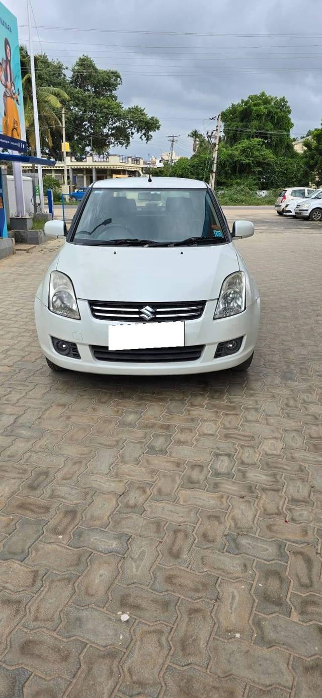 https://images10.gaadi.com/usedcar_image/4140270/original/processed_c40ce6008e5aac3f5b68d85725d50f98.jpg?imwidth=6400