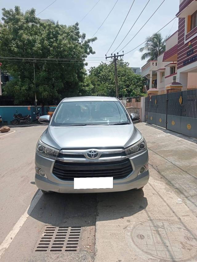 https://images10.gaadi.com/usedcar_image/4140364/original/processed_b610a10480067905fd52331a4672b083.jpg?imwidth=6400