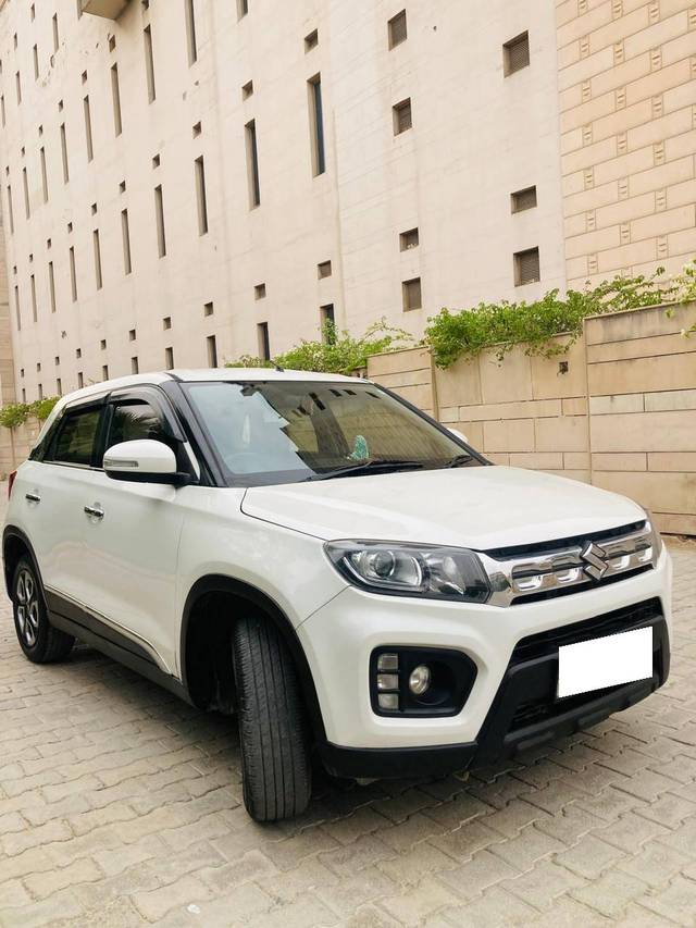 https://images10.gaadi.com/usedcar_image/4140732/original/processed_2ec478be58b29e5218583b69e5af7cf4.jpg?imwidth=6400