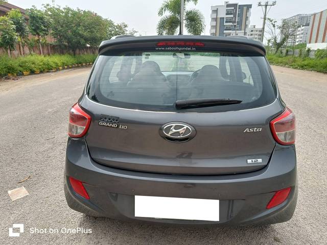 https://images10.gaadi.com/usedcar_image/4140864/original/processed_1f68cc8fdc187eb56a9e5d267785beee.jpg?imwidth=6401