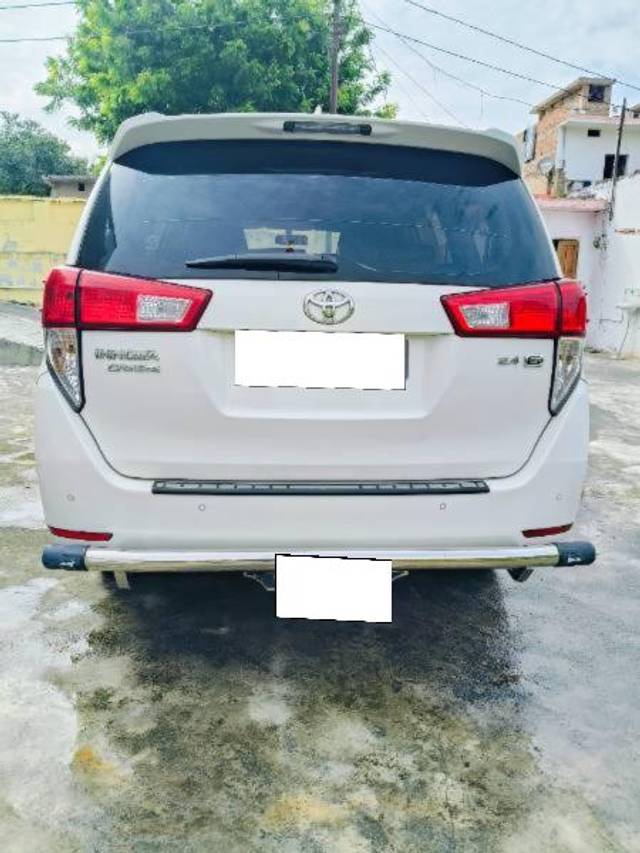 https://images10.gaadi.com/usedcar_image/4140898/original/processed_48fc9707-927b-4164-b7bb-45f3fd2c6b29.jpg?imwidth=6400