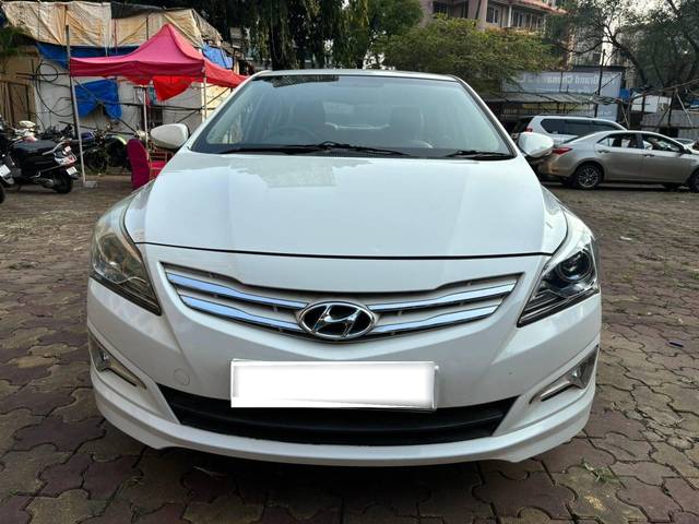 https://images10.gaadi.com/usedcar_image/4141054/original/processed_83ec24f1261d8e14fe8233cb557ede52.jpg?imwidth=6400