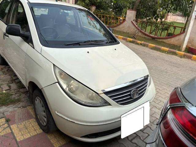 https://images10.gaadi.com/usedcar_image/4141060/original/processed_7d60c706-909b-4598-85f0-004dfe45f2e6.jpeg?imwidth=6400