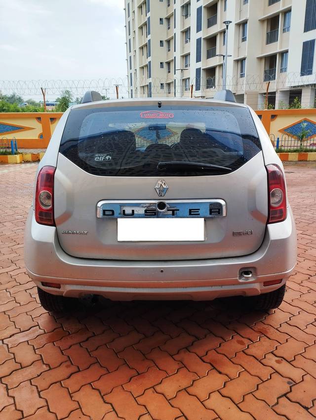 https://images10.gaadi.com/usedcar_image/4141110/original/processed_389d4162cb7c027cc506cd21deec34d1.jpg?imwidth=6401