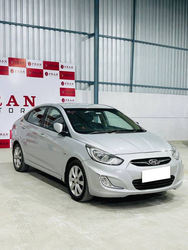 https://images10.gaadi.com/usedcar_image/4141153/original/processed_602917762af7d8d13fb807734539e819.jpg?imwidth=6400