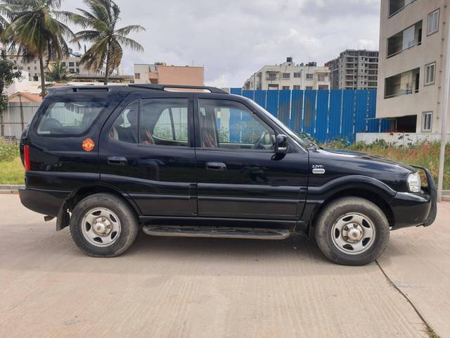 https://images10.gaadi.com/usedcar_image/4141162/original/processed_cba53a6fa902dc413798fc17b829f23b.jpg?imwidth=6401