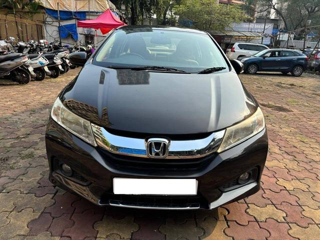 https://images10.gaadi.com/usedcar_image/4141179/original/processed_02fe62dc2167938ba20d554dbff36bc7.jpg?imwidth=6400