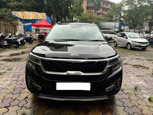 https://images10.gaadi.com/usedcar_image/4141188/original/febd75ecdf94168a5c2ae9bfbc578e48.jpg?imwidth=6400