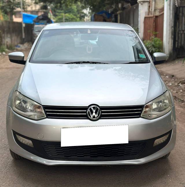 https://images10.gaadi.com/usedcar_image/4141189/original/processed_b00e6360f3042c9ce4937f51bc960a83.jpeg?imwidth=6402