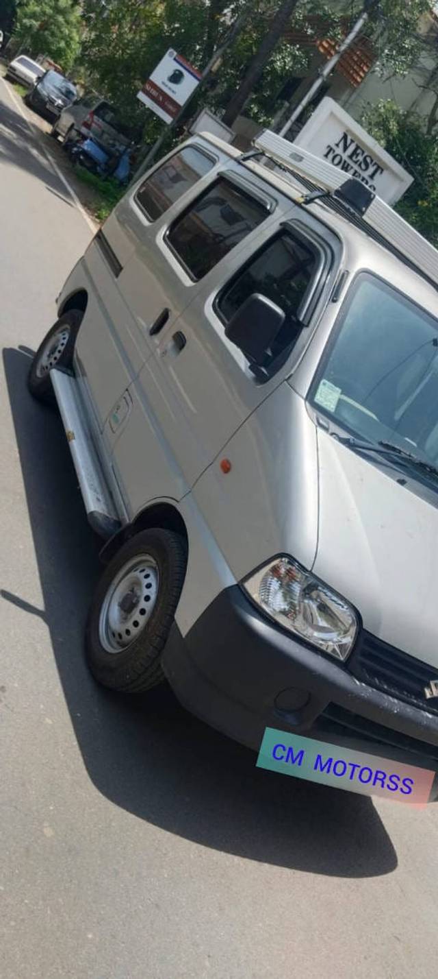 https://images10.gaadi.com/usedcar_image/4141206/original/6a79dcdc5e4620df1fbc420f765264f0.jpg?imwidth=6402