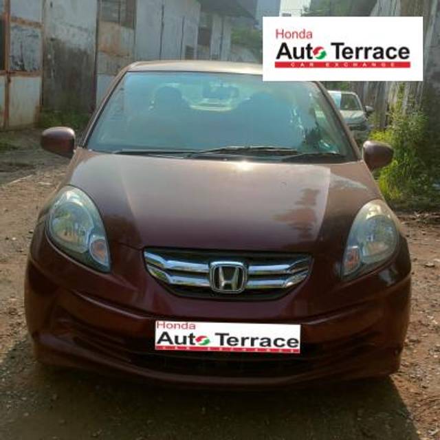 https://images10.gaadi.com/usedcar_image/4141222/original/df7281d31051d6ab33dc6e19b3ad1fde.jpeg?imwidth=6400