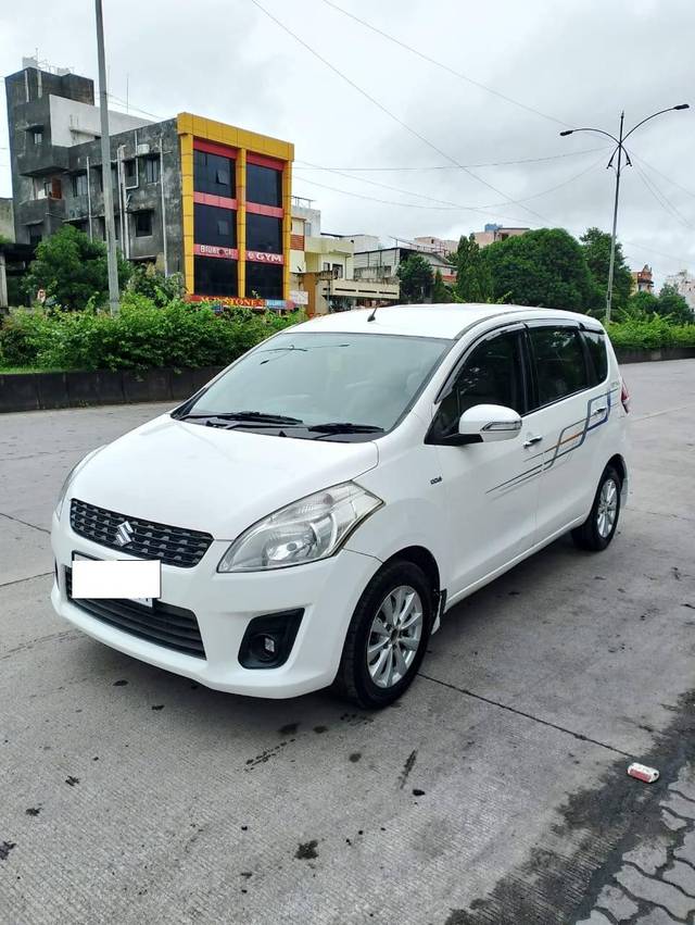 https://images10.gaadi.com/usedcar_image/4141468/original/processed_e1501cccf939ac444c0a7e26bc3eed8b.jpg?imwidth=6401