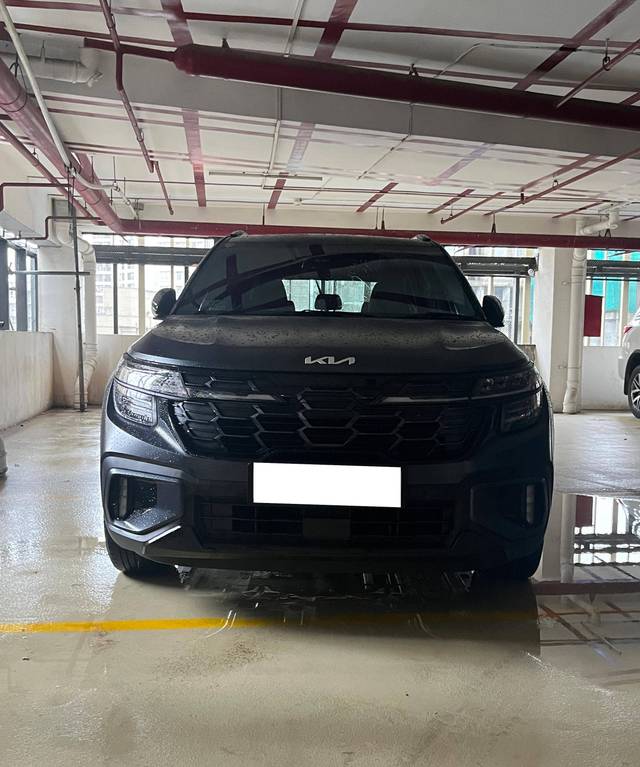 https://images10.gaadi.com/usedcar_image/4141476/original/processed_a2562069f89f09c1c443c52cb2321e87.jpg?imwidth=6400