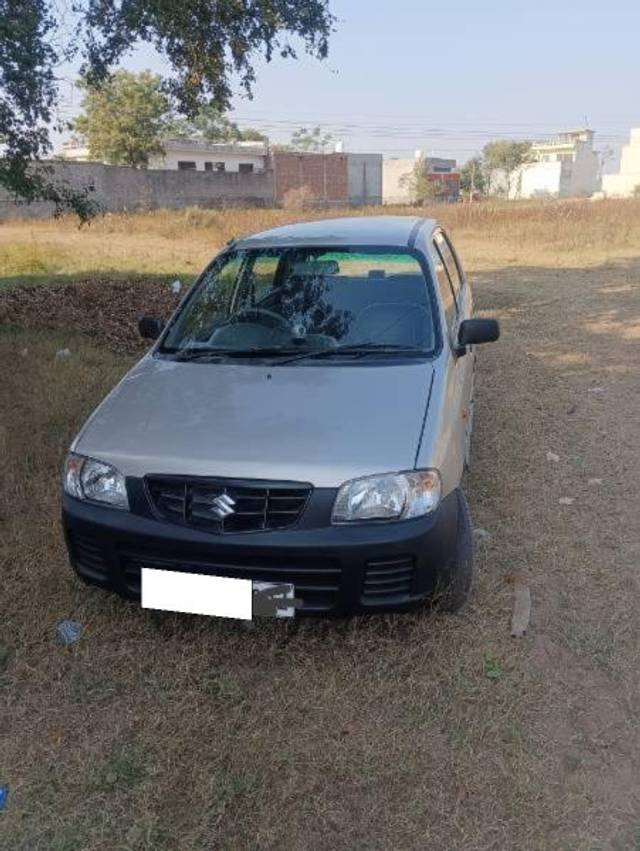 https://images10.gaadi.com/usedcar_image/4141501/original/processed_c1992594-156b-4998-9b36-5191a3ad30a3.jpg?imwidth=6400