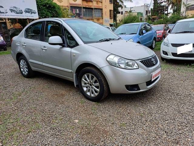 https://images10.gaadi.com/usedcar_image/4141606/original/processed_9b847a09389c894cce7ae355f46682e3.jpg?imwidth=6400