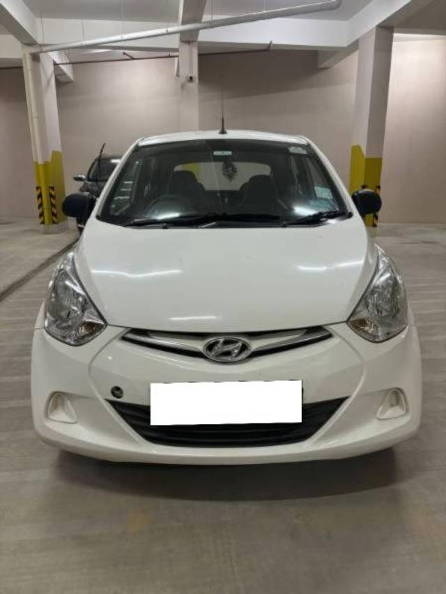 https://images10.gaadi.com/usedcar_image/4142146/original/processed_079c0f19-502d-43b3-8421-52271680b411.jpg?imwidth=6400