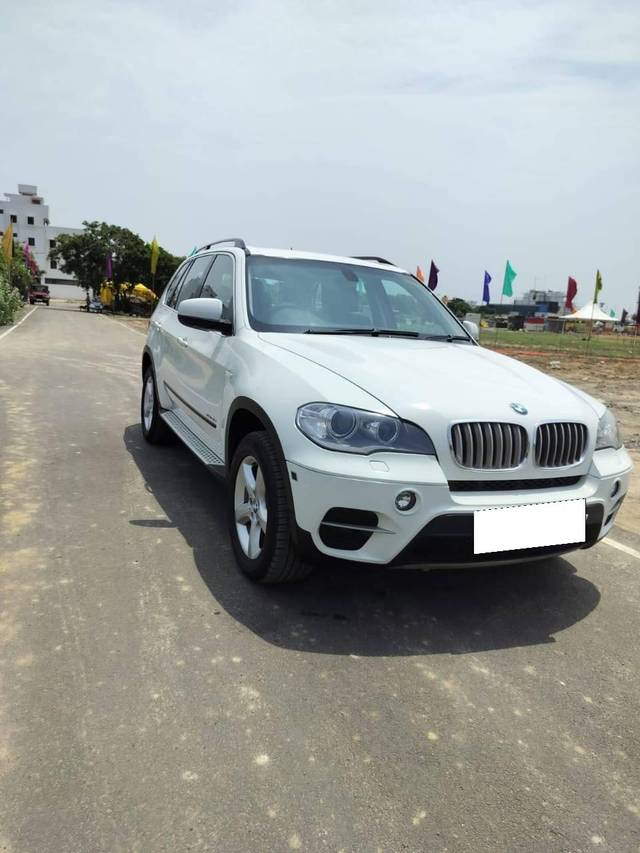 https://images10.gaadi.com/usedcar_image/4142211/original/processed_e202a47bec92e613631530ec24ab532b.jpg?imwidth=6400